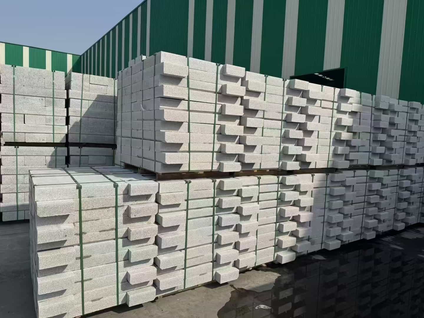 昌都芝麻白路沿石