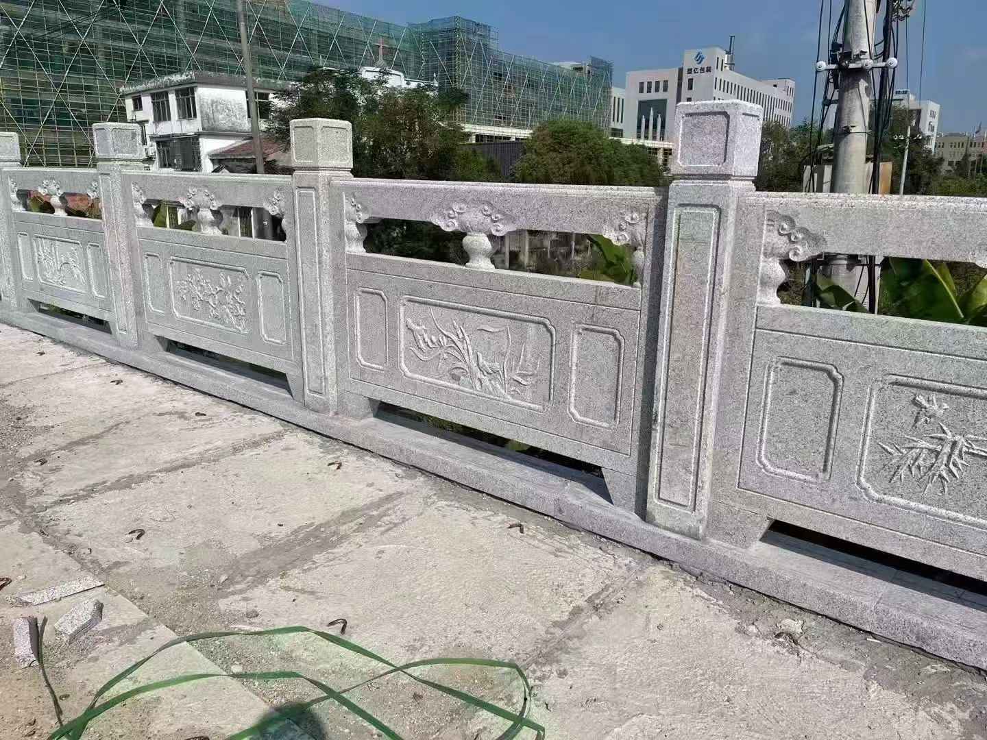 昌都 芝麻白栏杆