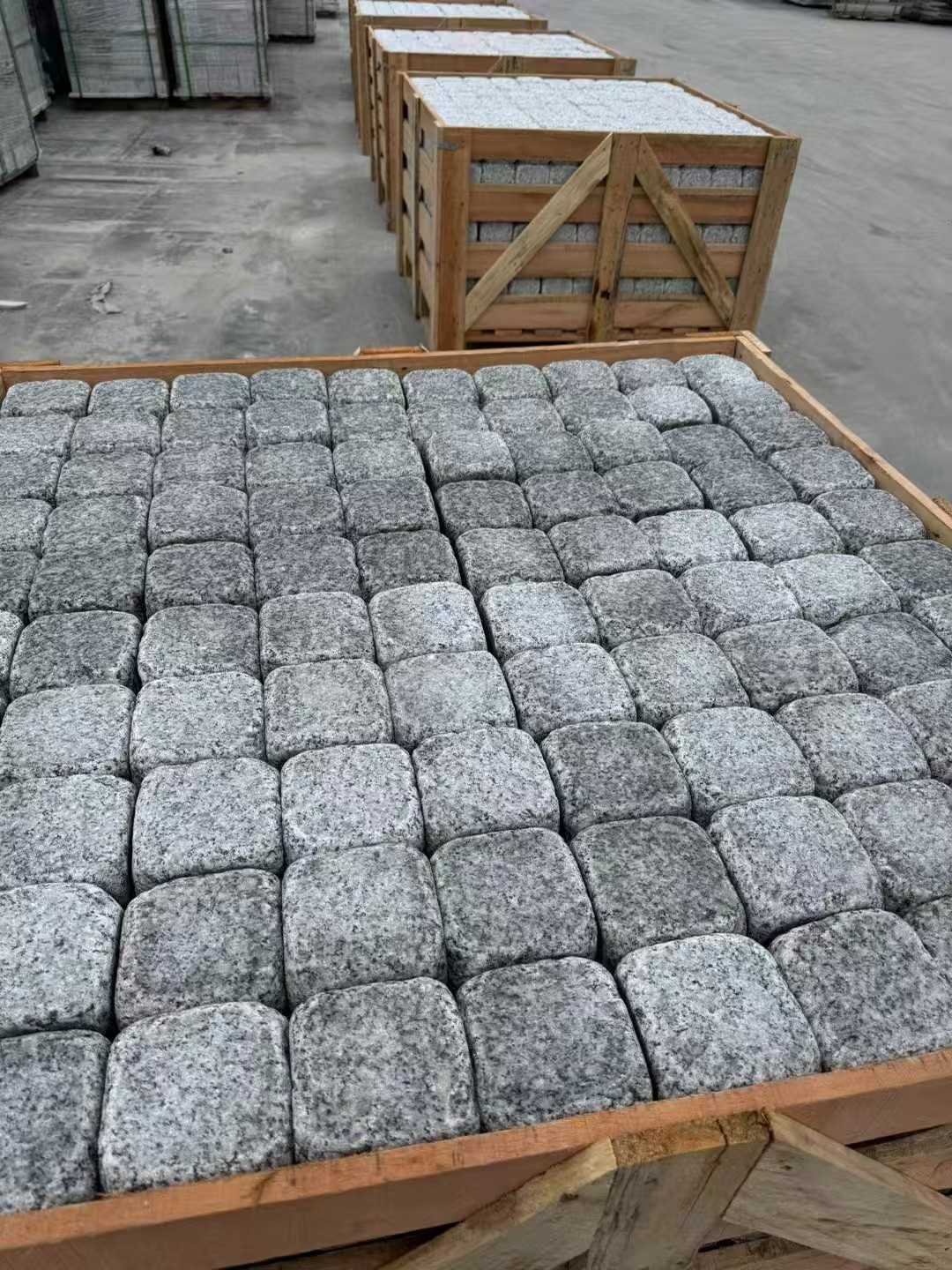 昌都 园林景观滚石